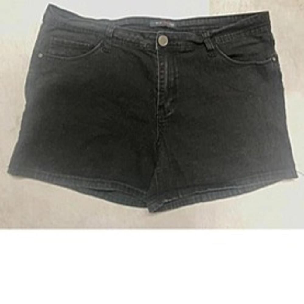 Red Blue Denim size 15 black shorts